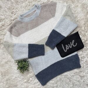 Comfyluxe Color Block Plush Sweater 💗 Gray Ivory & Blue